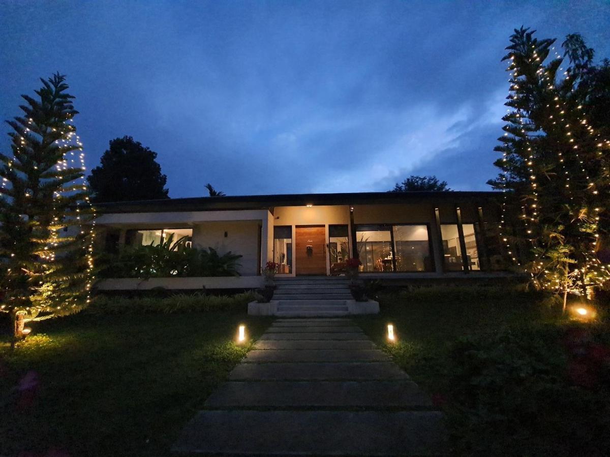 Annie Villa At Khao Yai หมูสี ภายนอก รูปภาพ